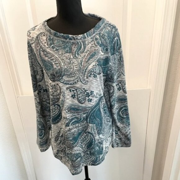 NWT-Ruby Red Long Sleeve Tunic with Gray and Dark Teal Designs. - Picture 1 of 4